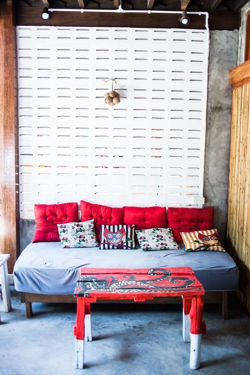 Sweet Life Guesthouse Ko Lanta エクステリア 写真